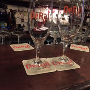 Café DeRat glas